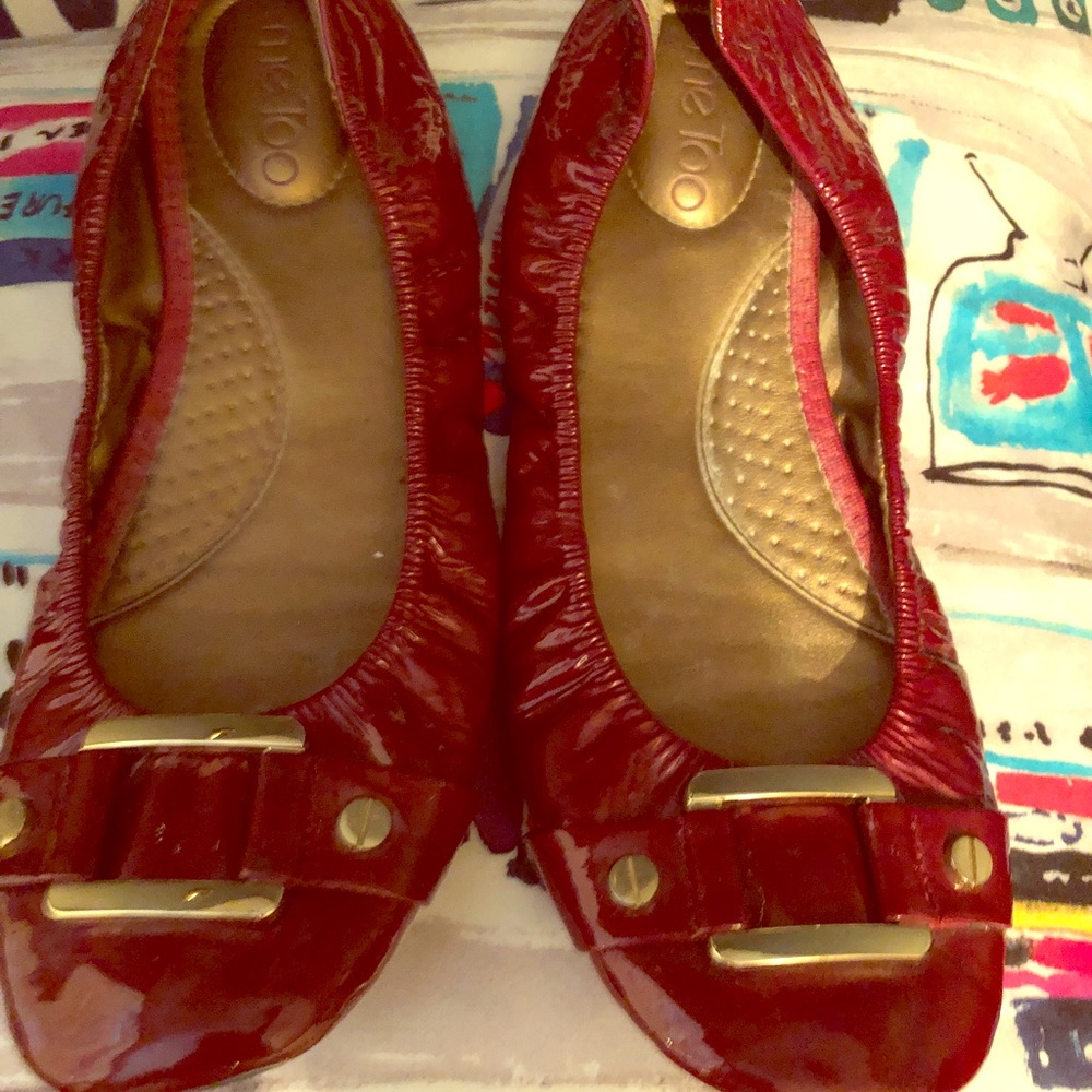 Red patent ballet flat by Me Too. ❤️❤️
